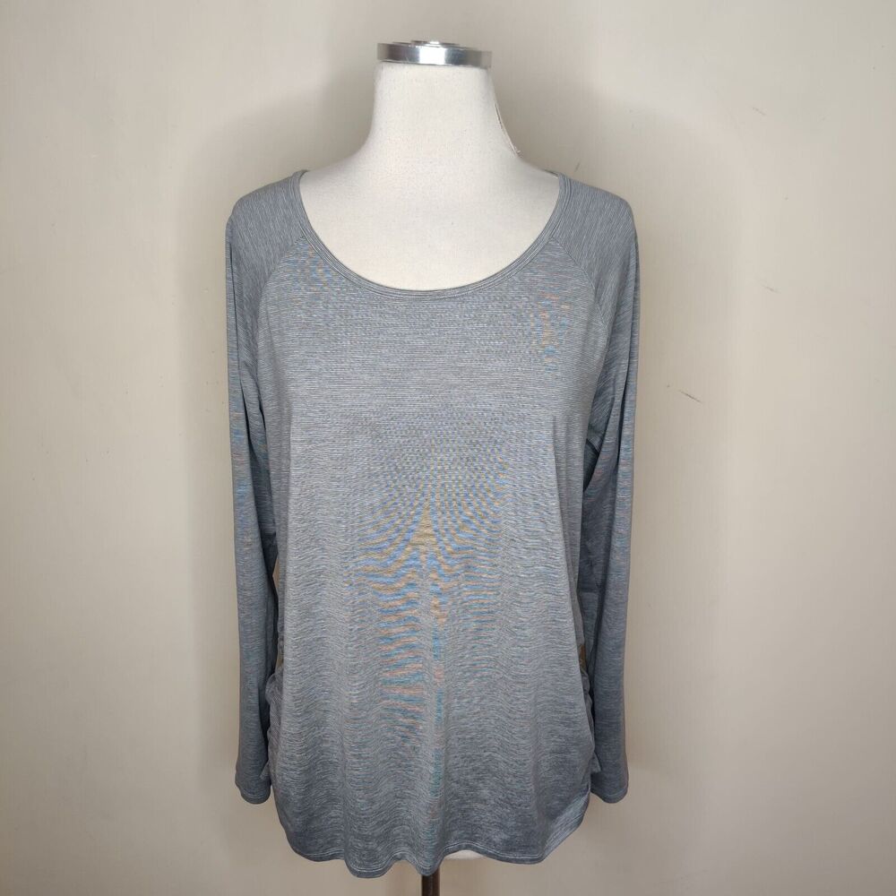 Lucy Activewear Long Sleeve Top Open‎ Back Ruched Sides